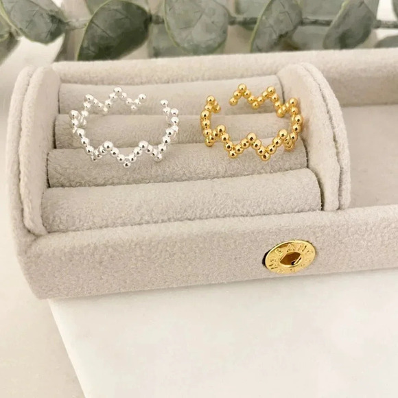 925 Sterling Silver Dainty Minimalist Zig Zag Ring Geometric Thin Stackable Ring - Picture 4 of 5